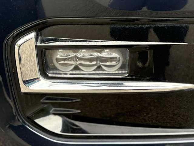 ヘッドライトの状態も非常に良いです!
