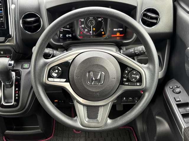 ハンドルには目立つキズ・スレ等ございません!