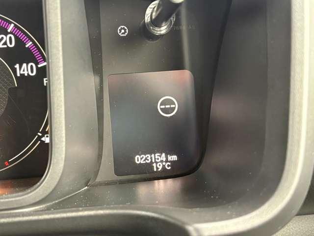 「メーター」視認性の良いメーター類です。入庫時の走行距離を表示しています。