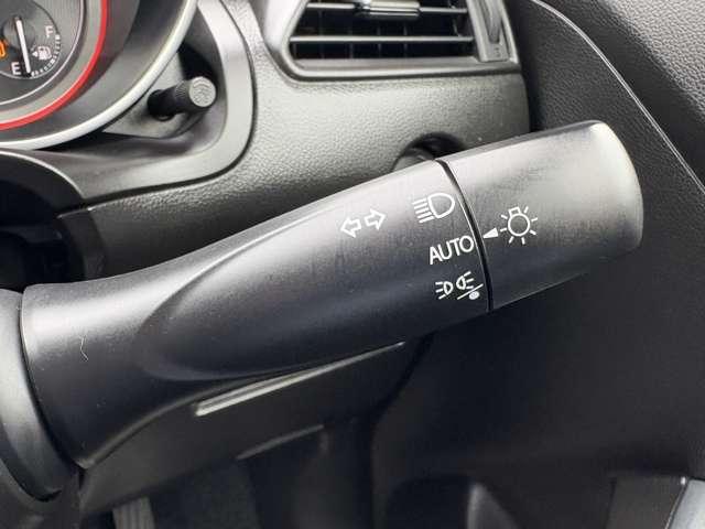 スイフト ＸＧ　禁煙車！衝突被害軽減ブレーキ！アダプティブクルコン！全方位カメラ！純正ナビ！ＢＴ！オートライト！シートヒーター！スマートキー＆プッシュスタート！ＵＳＢ端子！横滑り防止装置！ブラインドスポットモニター！（16枚目）