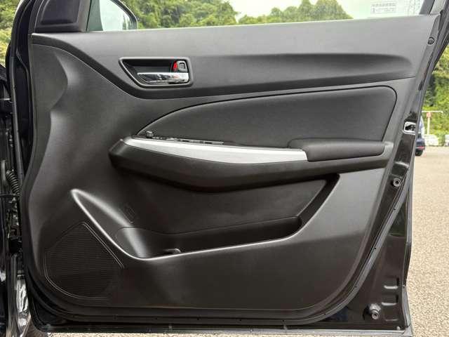 スイフト ＸＧ　禁煙車！衝突被害軽減ブレーキ！アダプティブクルコン！全方位カメラ！純正ナビ！ＢＴ！オートライト！シートヒーター！スマートキー＆プッシュスタート！ＵＳＢ端子！横滑り防止装置！ブラインドスポットモニター！（30枚目）