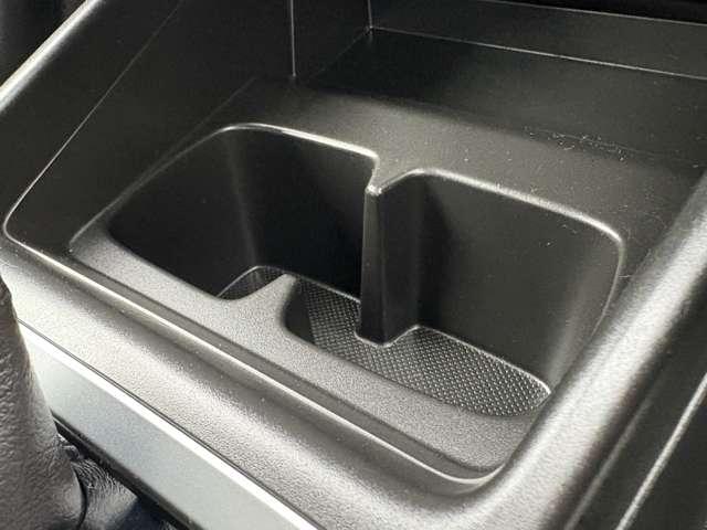 スイフト ＸＧ　禁煙車！衝突被害軽減ブレーキ！アダプティブクルコン！全方位カメラ！純正ナビ！ＢＴ！オートライト！シートヒーター！スマートキー＆プッシュスタート！ＵＳＢ端子！横滑り防止装置！ブラインドスポットモニター！（50枚目）