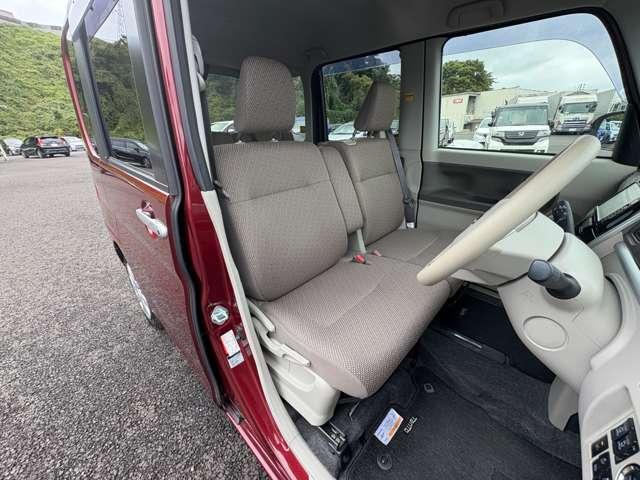 タント XリミテッドSAIII 禁煙車!衝突被害軽減ブレーキ!両側Pスライドドア!全方位カメラ!メモリーナビ!Bカメラ!BT!DVD再生!フルセグTV!オートライト!スマートキー&プッシュスタート!アイドリングストップ!横滑り防止!(16枚目)