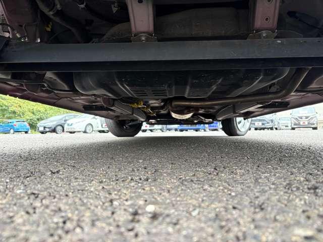 タント XリミテッドSAIII 禁煙車!衝突被害軽減ブレーキ!両側Pスライドドア!全方位カメラ!メモリーナビ!Bカメラ!BT!DVD再生!フルセグTV!オートライト!スマートキー&プッシュスタート!アイドリングストップ!横滑り防止!(30枚目)