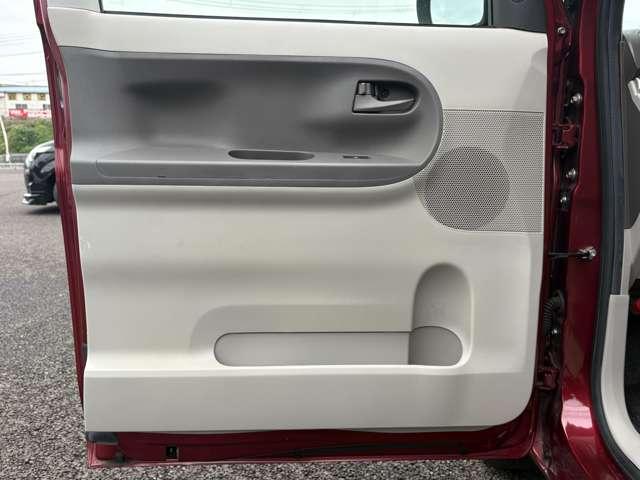 タント XリミテッドSAIII 禁煙車!衝突被害軽減ブレーキ!両側Pスライドドア!全方位カメラ!メモリーナビ!Bカメラ!BT!DVD再生!フルセグTV!オートライト!スマートキー&プッシュスタート!アイドリングストップ!横滑り防止!(46枚目)