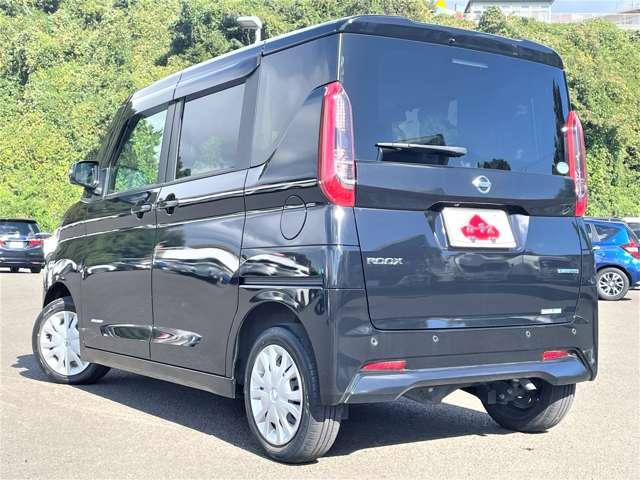 ルークス Ｘ　４ＷＤ　４ＷＤ！禁煙車！衝突被害軽減ブレーキ！全方位カメラ！純正ナビ！ＢＴ！フルセグＴＶ！ＤＶＤ再生！左側Ｐスライドドア！オートライト！スマートキー＆プッシュスタート！アイドリングストップ！横滑り防止装置！（5枚目）