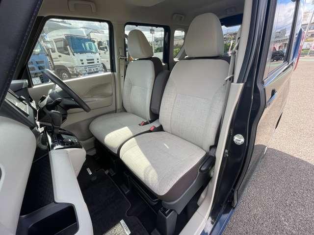 ルークス Ｘ　４ＷＤ　４ＷＤ！禁煙車！衝突被害軽減ブレーキ！全方位カメラ！純正ナビ！ＢＴ！フルセグＴＶ！ＤＶＤ再生！左側Ｐスライドドア！オートライト！スマートキー＆プッシュスタート！アイドリングストップ！横滑り防止装置！（18枚目）