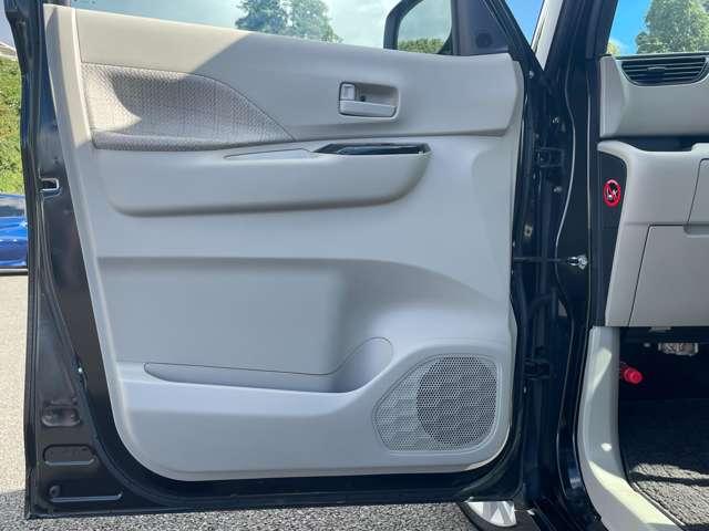 ルークス Ｘ　４ＷＤ　４ＷＤ！禁煙車！衝突被害軽減ブレーキ！全方位カメラ！純正ナビ！ＢＴ！フルセグＴＶ！ＤＶＤ再生！左側Ｐスライドドア！オートライト！スマートキー＆プッシュスタート！アイドリングストップ！横滑り防止装置！（21枚目）