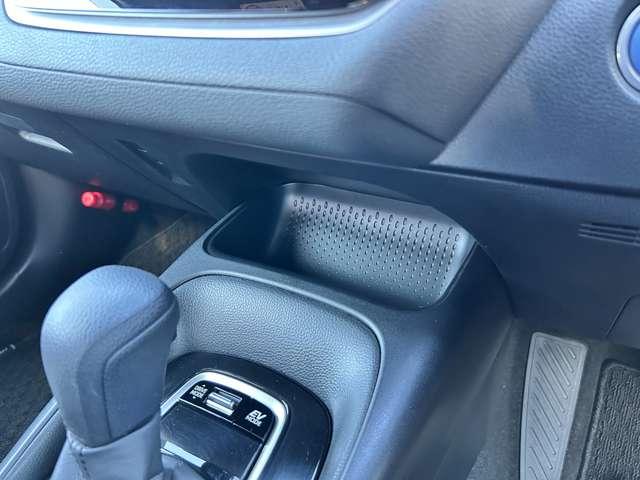 カローラスポーツ ハイブリッドG X 禁煙!衝突被害軽減ブレーキ!アダプティブクルコン!純正ナビ!バックカメラ!BT!フルセグTV!オートライト!スマートキー!キーレス!アイドリングストップ!横滑り防止装置!給電用USB&シガーソケット!(42枚目)