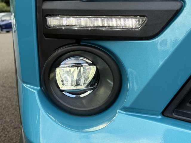 ライズ Z 禁煙車!衝突被害軽減!Aクルコン!全方位カメラ!純正ナビ!BT!ワンセグTV!オートライト!シートヒーター!スマートキー&プッシュスタート!アイドリングストップ!USB端子!2トーンカラー!LED!(16枚目)