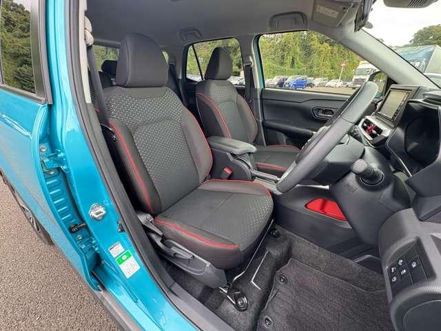 ライズ Z 禁煙車!衝突被害軽減!Aクルコン!全方位カメラ!純正ナビ!BT!ワンセグTV!オートライト!シートヒーター!スマートキー&プッシュスタート!アイドリングストップ!USB端子!2トーンカラー!LED!(18枚目)