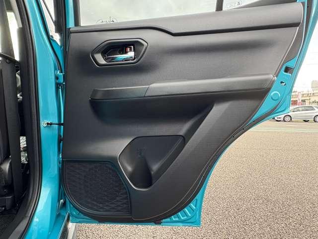 ライズ Z 禁煙車!衝突被害軽減!Aクルコン!全方位カメラ!純正ナビ!BT!ワンセグTV!オートライト!シートヒーター!スマートキー&プッシュスタート!アイドリングストップ!USB端子!2トーンカラー!LED!(48枚目)