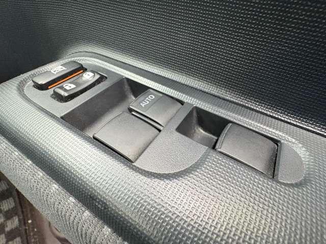 「窓側スイッチ」各スイッチがまとめることで操作がとても便利です！