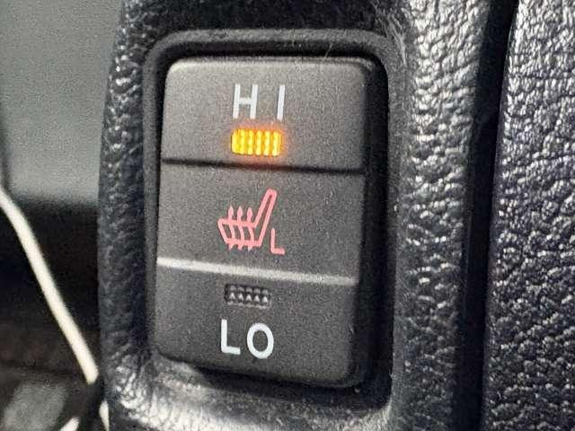 「シートヒーター」　寒い冬の必需品♪エアコンよりも早く暖めてくれます☆