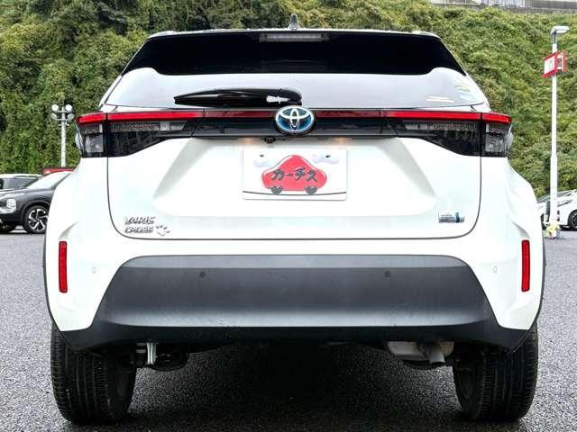ヤリスクロス ハイブリッドＺ　禁煙車！衝突被害軽減ブレーキ！アダプティブクルコン！純正ナビ！Ｂカメラ！ＢＴ！フルセグＴＶ！パワーシート！ＥＴＣ！シート＆ハンドルヒーター！スマートキー＆プッシュスタート！ＡＣ電源！ツートーンカラー！（7枚目）
