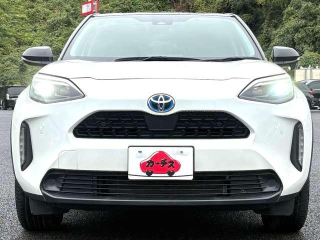 ヤリスクロス ハイブリッドＺ　禁煙車！衝突被害軽減ブレーキ！アダプティブクルコン！純正ナビ！Ｂカメラ！ＢＴ！フルセグＴＶ！パワーシート！ＥＴＣ！シート＆ハンドルヒーター！スマートキー＆プッシュスタート！ＡＣ電源！ツートーンカラー！（10枚目）