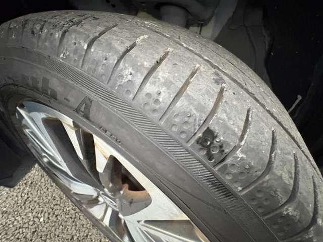 ヤリスクロス ハイブリッドＺ　禁煙車！衝突被害軽減ブレーキ！アダプティブクルコン！純正ナビ！Ｂカメラ！ＢＴ！フルセグＴＶ！パワーシート！ＥＴＣ！シート＆ハンドルヒーター！スマートキー＆プッシュスタート！ＡＣ電源！ツートーンカラー！（13枚目）