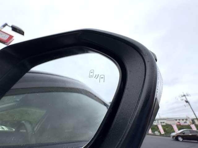 ヤリスクロス ハイブリッドＺ　禁煙車！衝突被害軽減ブレーキ！アダプティブクルコン！純正ナビ！Ｂカメラ！ＢＴ！フルセグＴＶ！パワーシート！ＥＴＣ！シート＆ハンドルヒーター！スマートキー＆プッシュスタート！ＡＣ電源！ツートーンカラー！（16枚目）