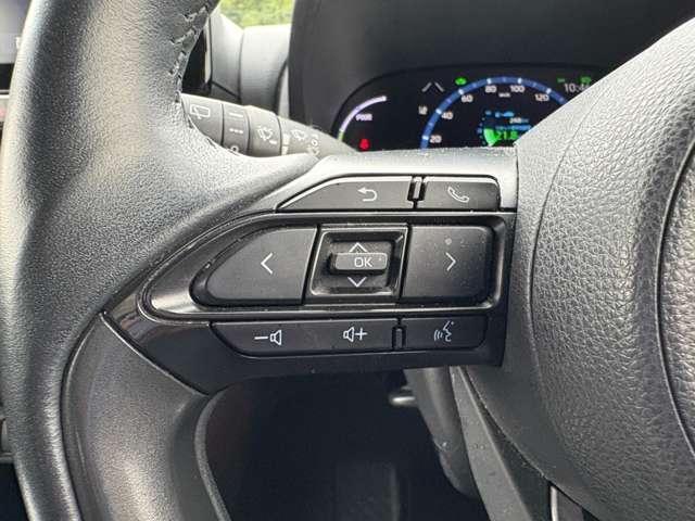 ヤリスクロス ハイブリッドＺ　禁煙車！衝突被害軽減ブレーキ！アダプティブクルコン！純正ナビ！Ｂカメラ！ＢＴ！フルセグＴＶ！パワーシート！ＥＴＣ！シート＆ハンドルヒーター！スマートキー＆プッシュスタート！ＡＣ電源！ツートーンカラー！（35枚目）