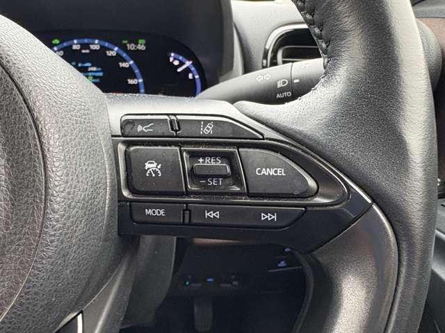 ヤリスクロス ハイブリッドＺ　禁煙車！衝突被害軽減ブレーキ！アダプティブクルコン！純正ナビ！Ｂカメラ！ＢＴ！フルセグＴＶ！パワーシート！ＥＴＣ！シート＆ハンドルヒーター！スマートキー＆プッシュスタート！ＡＣ電源！ツートーンカラー！（36枚目）