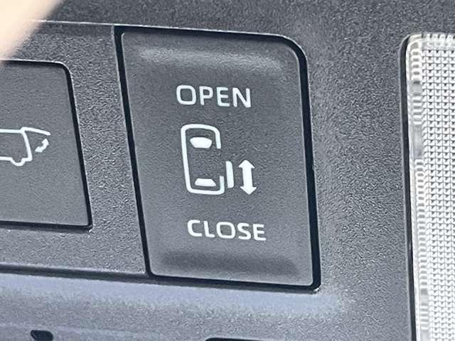 ヴォクシー S-Z 禁煙車!衝突被害軽減!Aクルコン!後席モニター!両側パワースライドドア!全方位カメラ!純正ナビ!BT!フルセグTV!ETC2.0!シートヒーター!スマートキー&プッシュスタート!モデリスタフルエアロ!(40枚目)