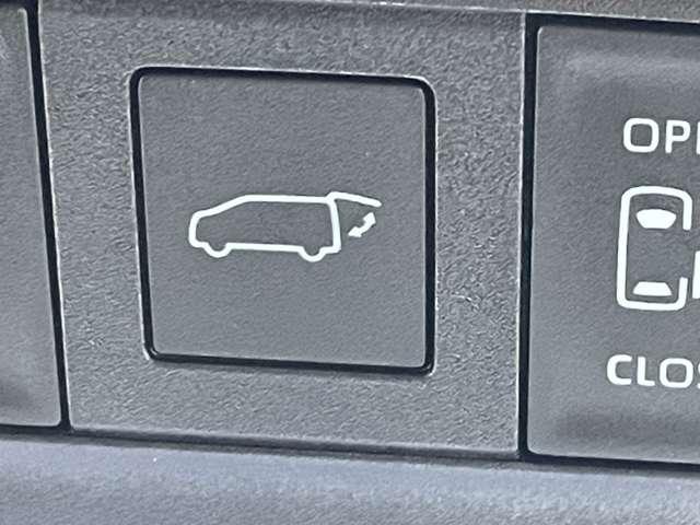 ヴォクシー S-Z 禁煙車!衝突被害軽減!Aクルコン!後席モニター!両側パワースライドドア!全方位カメラ!純正ナビ!BT!フルセグTV!ETC2.0!シートヒーター!スマートキー&プッシュスタート!モデリスタフルエアロ!(41枚目)