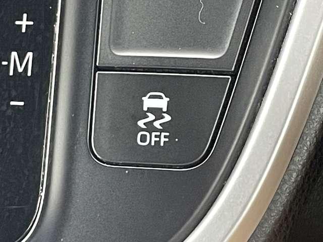 ヴォクシー S-Z 禁煙車!衝突被害軽減!Aクルコン!後席モニター!両側パワースライドドア!全方位カメラ!純正ナビ!BT!フルセグTV!ETC2.0!シートヒーター!スマートキー&プッシュスタート!モデリスタフルエアロ!(50枚目)