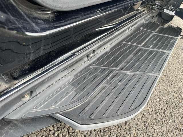 ヴォクシー S-Z 禁煙車!衝突被害軽減!Aクルコン!後席モニター!両側パワースライドドア!全方位カメラ!純正ナビ!BT!フルセグTV!ETC2.0!シートヒーター!スマートキー&プッシュスタート!モデリスタフルエアロ!(55枚目)