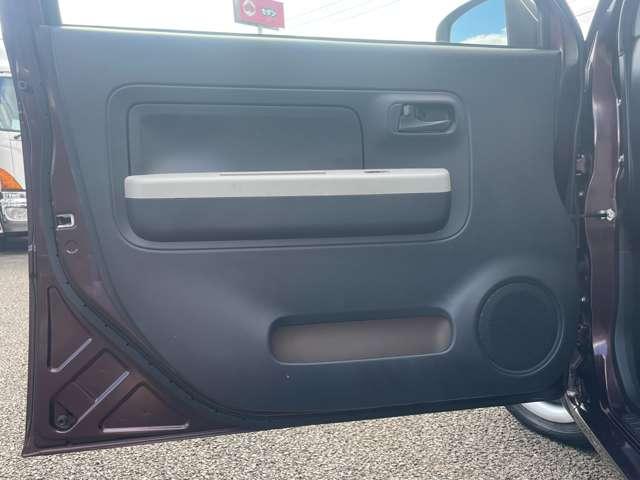 ミラトコット G リミテッド SAIII 衝突被害軽減ブレーキ!全方位カメラ!純正ナビ!BTオーディオ!フルセグTV!ETC!オートライト!シートヒーター!スマートキー&プッシュスタート!アイドリングストップ!LEDヘッドライト!USB端子!(19枚目)