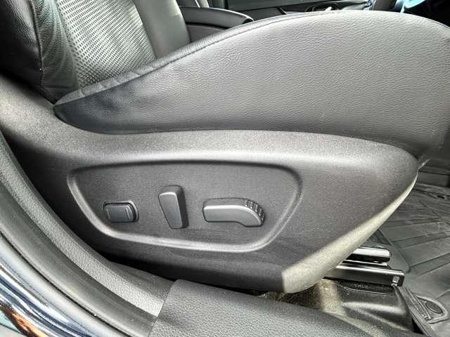 エクストレイル 20Xi ハイブリッド 4WD 4WD!禁煙車!衝突被害軽減ブレーキ!Aクルコン!全方位カメラ!純正ナビ!BT!フルセグTV!Blu-ray・DVD再生!パワーシート!ETC2.0!シートヒーター!スマートキー&プッシュスタート!(19枚目)