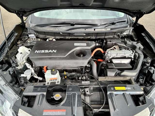 エクストレイル 20Xi ハイブリッド 4WD 4WD!禁煙車!衝突被害軽減ブレーキ!Aクルコン!全方位カメラ!純正ナビ!BT!フルセグTV!Blu-ray・DVD再生!パワーシート!ETC2.0!シートヒーター!スマートキー&プッシュスタート!(25枚目)