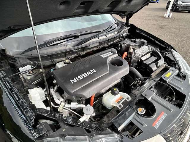 エクストレイル 20Xi ハイブリッド 4WD 4WD!禁煙車!衝突被害軽減ブレーキ!Aクルコン!全方位カメラ!純正ナビ!BT!フルセグTV!Blu-ray・DVD再生!パワーシート!ETC2.0!シートヒーター!スマートキー&プッシュスタート!(27枚目)