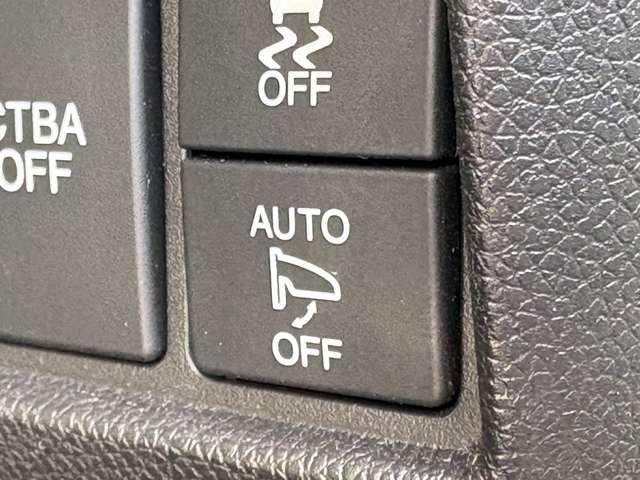 「電動格納ミラー」ボタン一つで自動格納できます♪