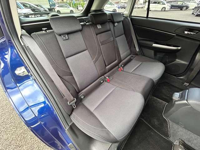 レヴォーグ １．６ＧＴアイサイト　スマートエディション　４ＷＤ　４ＷＤ！禁煙車！衝突被害軽減ブレーキ！Ａクルコン！純正ナビ！バックカメラ！ＢＴ！フルセグＴＶ！Ｂｌｕ－ｒａｙ再生！パワーシート！ＥＴＣ！オートライト！シートヒーター！スマートキー＆プッシュスタート！（21枚目）
