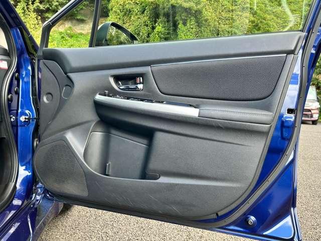 レヴォーグ １．６ＧＴアイサイト　スマートエディション　４ＷＤ　４ＷＤ！禁煙車！衝突被害軽減ブレーキ！Ａクルコン！純正ナビ！バックカメラ！ＢＴ！フルセグＴＶ！Ｂｌｕ－ｒａｙ再生！パワーシート！ＥＴＣ！オートライト！シートヒーター！スマートキー＆プッシュスタート！（51枚目）