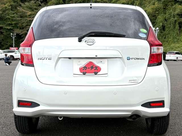 ノート e-パワー X 禁煙車!衝突被害軽減ブレーキ!全方位カメラ!純正ナビ!BT!ワンセグTV!オートライト!スマートキー&プッシュスタート!アイドリングストップ!横滑り防止装置!シガーソケット給電!LEDヘッドライト!(7枚目)