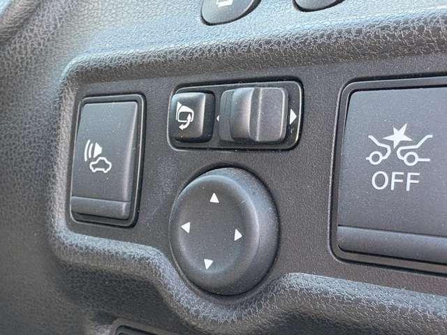 ノート e-パワー X 禁煙車!衝突被害軽減ブレーキ!全方位カメラ!純正ナビ!BT!ワンセグTV!オートライト!スマートキー&プッシュスタート!アイドリングストップ!横滑り防止装置!シガーソケット給電!LEDヘッドライト!(39枚目)