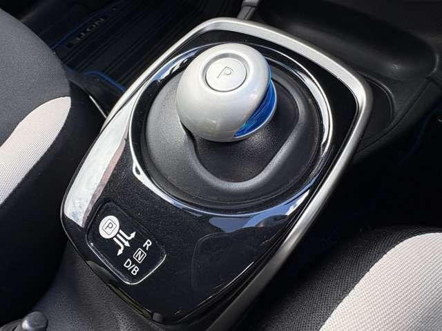 ノート e-パワー X 禁煙車!衝突被害軽減ブレーキ!全方位カメラ!純正ナビ!BT!ワンセグTV!オートライト!スマートキー&プッシュスタート!アイドリングストップ!横滑り防止装置!シガーソケット給電!LEDヘッドライト!(48枚目)