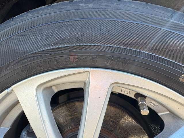 インプレッサスポーツ 2.0i-S 4WD 4WD!クルーズコントロール!メモリーナビ!フルセグTV!CD!パワーシート!ETC!キーレスエントリー!アイドリングストップ!パドルシフト!横滑り防止装置!HIDヘッドライト!ハーフレザーシート!(13枚目)