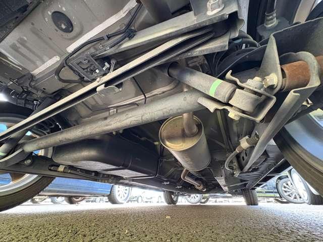 デイズルークス ハイウェイスター ターボ 禁煙車/エマージェンシーブレーキ/アイドリングストップ/純正ナビ/フルセグTV/DVD/Bluetooth/両側パワースライドドア/HIDヘッドライト/オートライト/純正アルミ&エアロ/純正ETC/(32枚目)