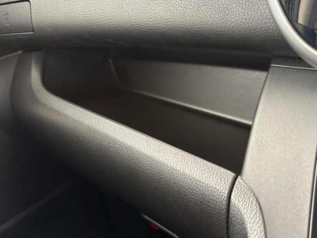 デイズルークス ハイウェイスター ターボ 禁煙車/エマージェンシーブレーキ/アイドリングストップ/純正ナビ/フルセグTV/DVD/Bluetooth/両側パワースライドドア/HIDヘッドライト/オートライト/純正アルミ&エアロ/純正ETC/(50枚目)