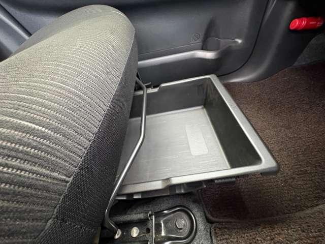 デイズルークス ハイウェイスター ターボ 禁煙車/エマージェンシーブレーキ/アイドリングストップ/純正ナビ/フルセグTV/DVD/Bluetooth/両側パワースライドドア/HIDヘッドライト/オートライト/純正アルミ&エアロ/純正ETC/(54枚目)