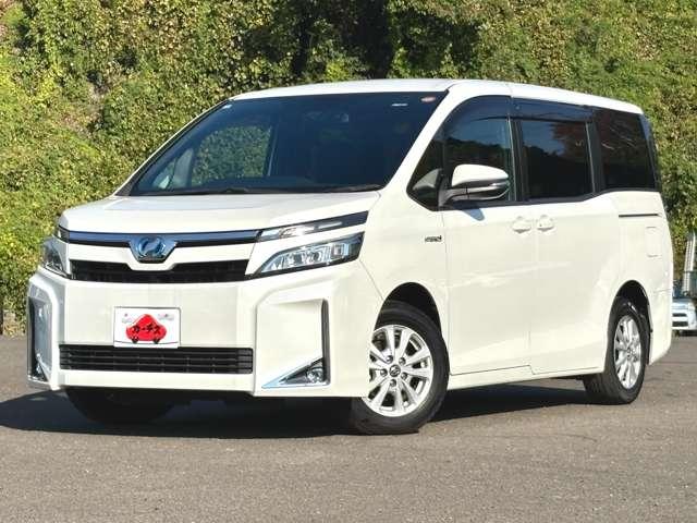 ヴォクシー ハイブリッドＶ　禁煙車／セーフティセンス／純正ナビ／フルセグＴＶ／ＤＶＤ／Ｂｌｕｅｔｏｏｔｈ対応／バックカメラ／ＬＥＤヘッドライト／両側電動スライドドア／オートライト／純正アルミ／快適温熱シート／ビルトインＥＴＣ／（60枚目）