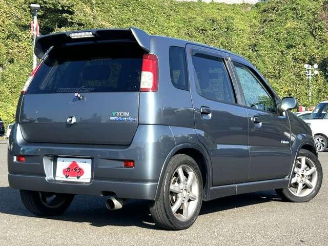 Ｋｅｉワークス ベースグレード　５ＭＴ　５ＭＴ／ナビ／フォグランプ／ワンセグＴＶ／ＣＤ・ＤＶＤ／マニュアルエアコン／社外アルミホイール／電動格納ミラー／（4枚目）