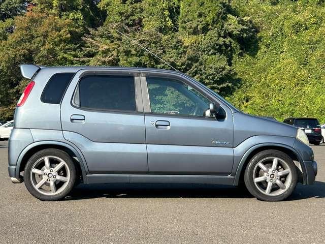 Ｋｅｉワークス ベースグレード　５ＭＴ　５ＭＴ／ナビ／フォグランプ／ワンセグＴＶ／ＣＤ・ＤＶＤ／マニュアルエアコン／社外アルミホイール／電動格納ミラー／（7枚目）