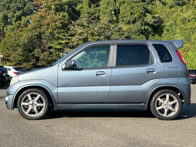 Ｋｅｉワークス ベースグレード　５ＭＴ　５ＭＴ／ナビ／フォグランプ／ワンセグＴＶ／ＣＤ・ＤＶＤ／マニュアルエアコン／社外アルミホイール／電動格納ミラー／（8枚目）