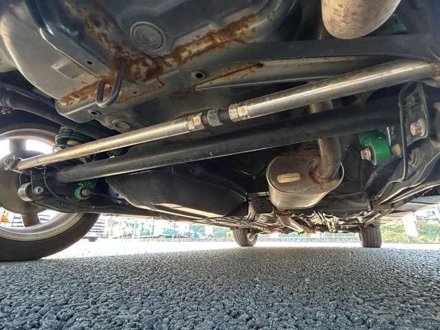 Ｋｅｉワークス ベースグレード　５ＭＴ　５ＭＴ／ナビ／フォグランプ／ワンセグＴＶ／ＣＤ・ＤＶＤ／マニュアルエアコン／社外アルミホイール／電動格納ミラー／（30枚目）