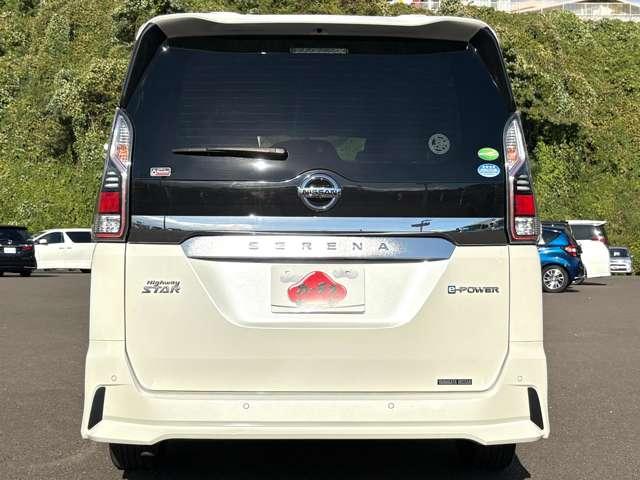 セレナ ｅ－パワー　ハイウェイスターＶ　禁煙車／プロパイロット／インテリジェントエマージェンシーブレーキ／純正ナビ／フルセグＴＶ／ＤＶＤ／Ｂｌｕｅｔｏｏｔｈ／フリップダウンモニター／インテリジェントアラウンドビューモニター＆ルームミラー／（6枚目）