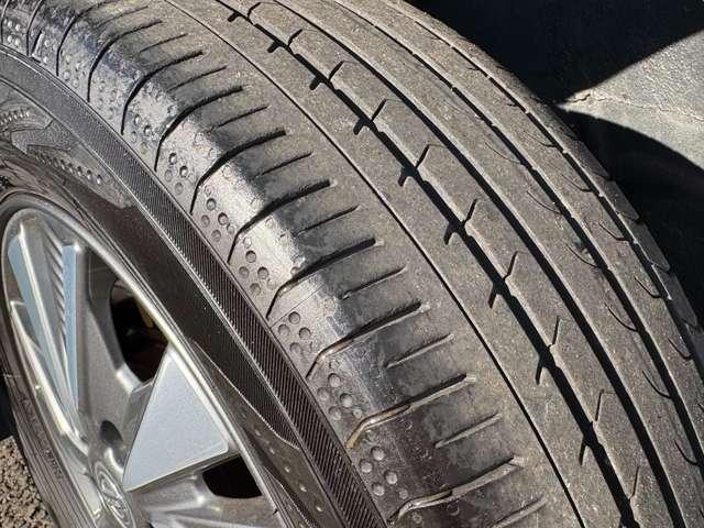 セレナ ｅ－パワー　ハイウェイスターＶ　禁煙車／プロパイロット／インテリジェントエマージェンシーブレーキ／純正ナビ／フルセグＴＶ／ＤＶＤ／Ｂｌｕｅｔｏｏｔｈ／フリップダウンモニター／インテリジェントアラウンドビューモニター＆ルームミラー／（11枚目）