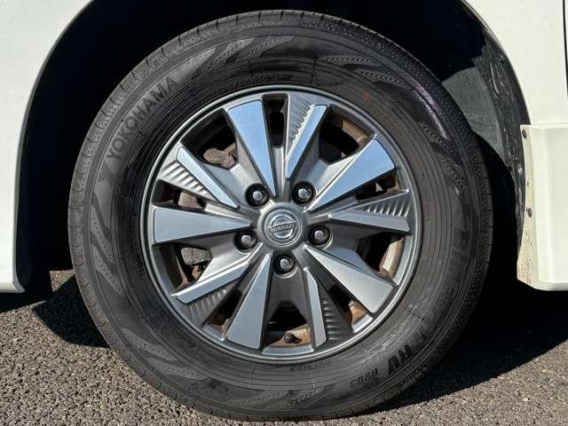 セレナ ｅ－パワー　ハイウェイスターＶ　禁煙車／プロパイロット／インテリジェントエマージェンシーブレーキ／純正ナビ／フルセグＴＶ／ＤＶＤ／Ｂｌｕｅｔｏｏｔｈ／フリップダウンモニター／インテリジェントアラウンドビューモニター＆ルームミラー／（12枚目）